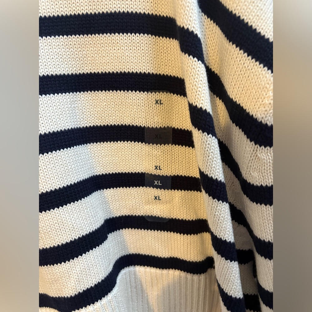 Gap 24/7 Split Hem Striped Turtleneck Sweater, NWT, Size XL in Cream and Navy - Picture 8 of 14